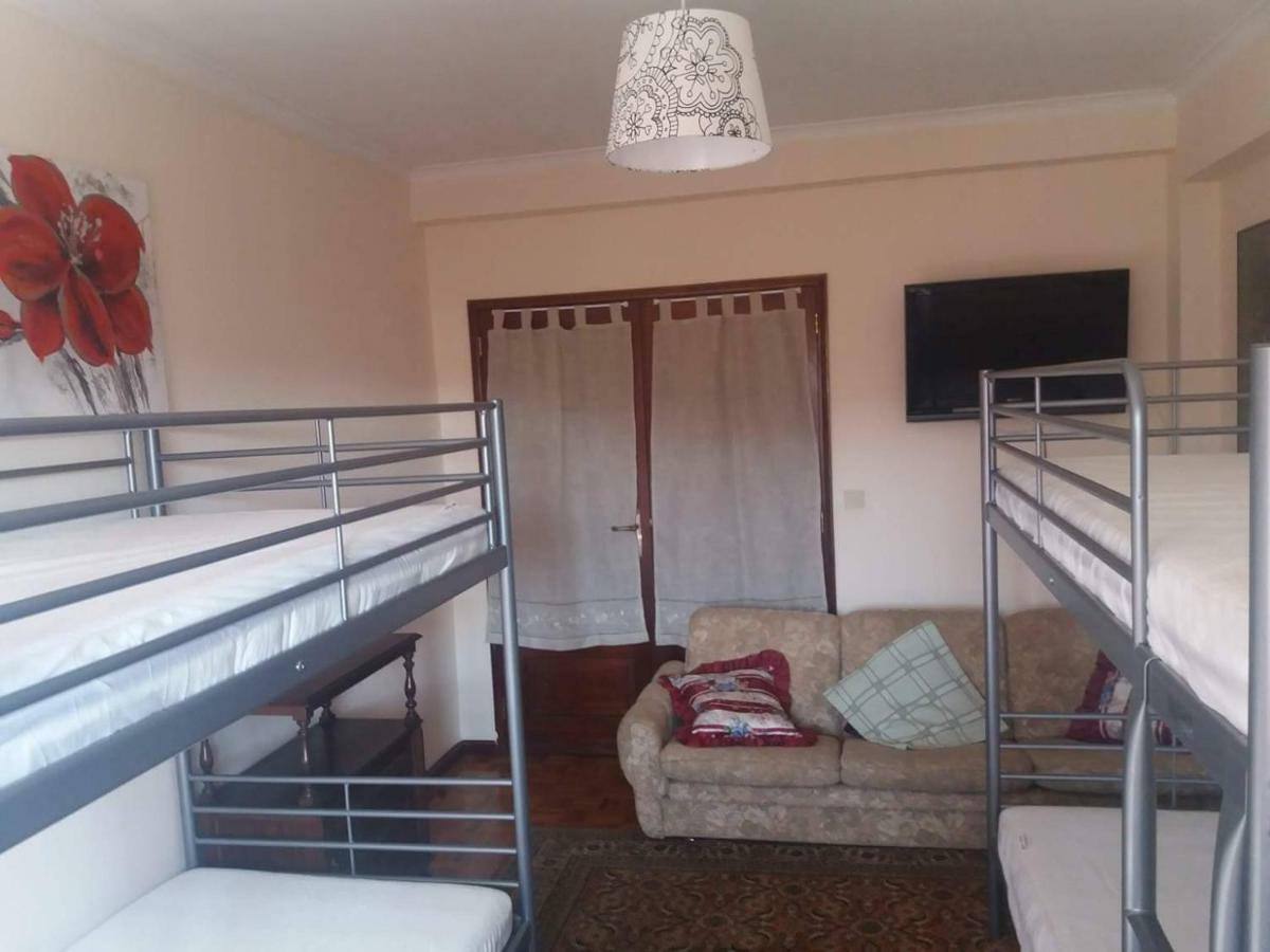 Quarto Com 4 Camas Porto Exterior photo