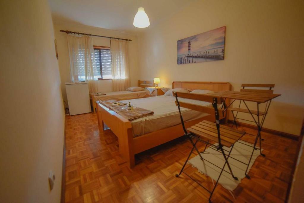 Quarto Com 4 Camas Porto Exterior photo