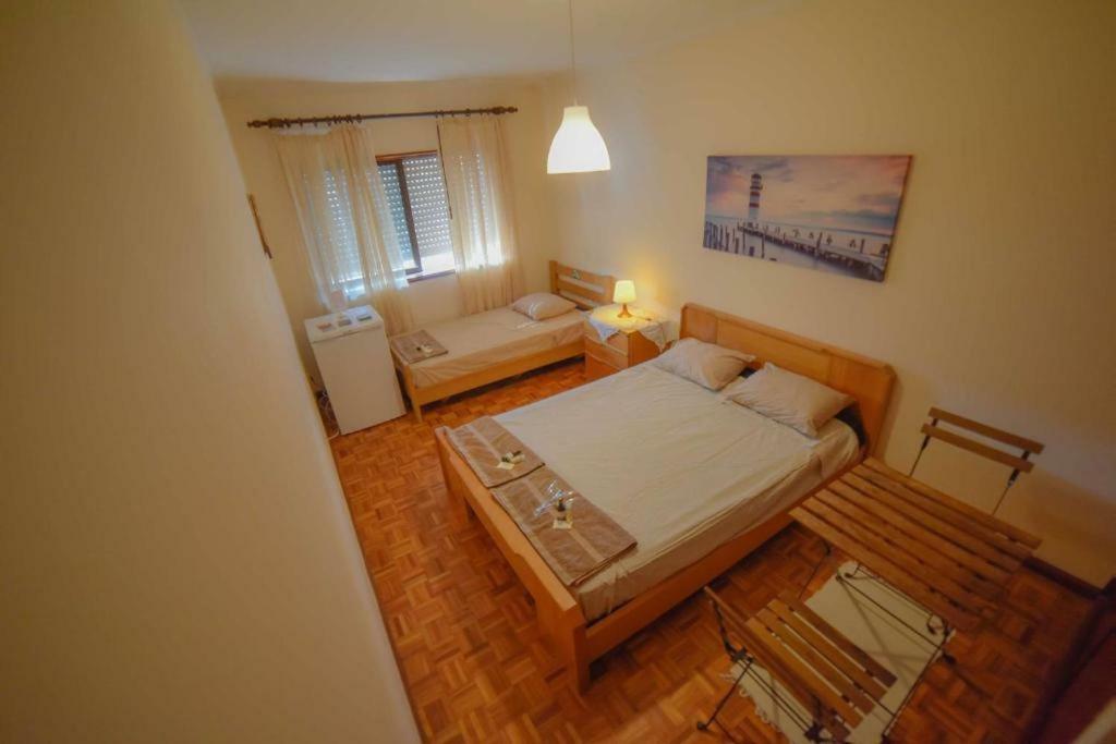 Quarto Com 4 Camas Porto Exterior photo